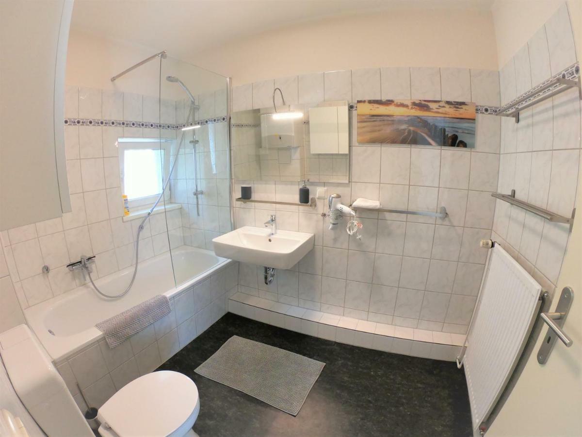 Schwerin Apartment Am Pfaffenteich 1. Obergeschoss Luaran gambar